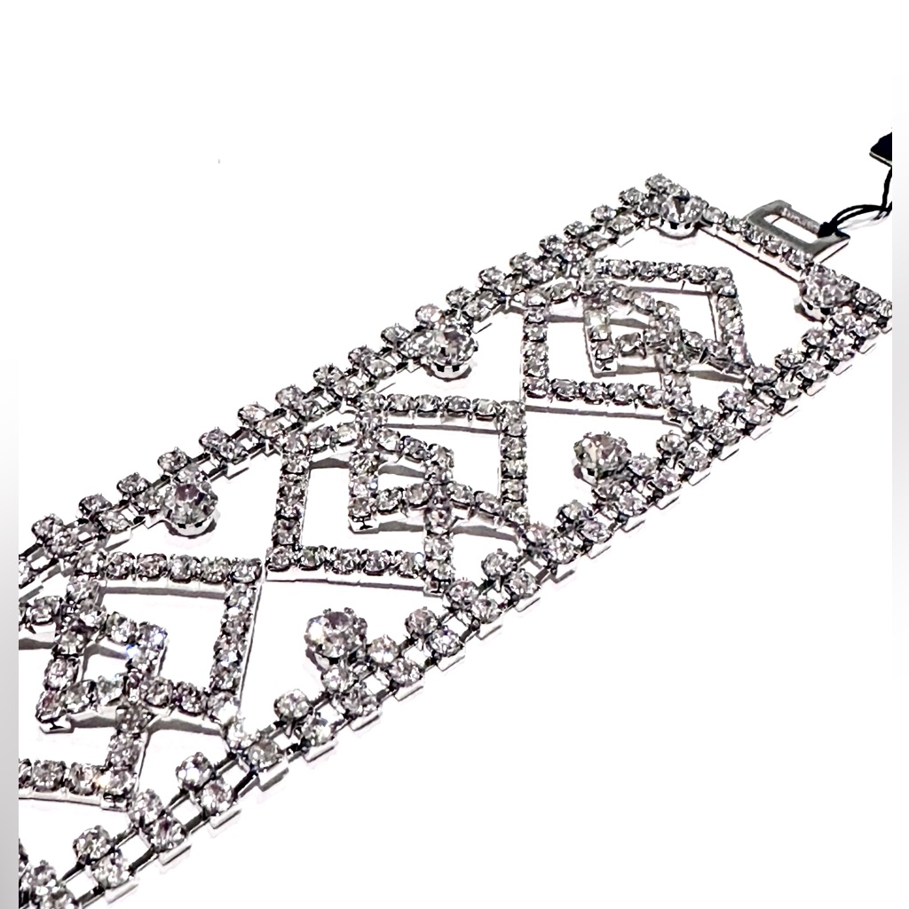 Cache Fancy Silver Wide Cz Delicate Statement Party Bracelet Net $78